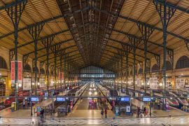 Phát hiện bom từ Thế chiến II trên đường ray Paris