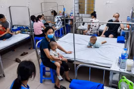 Trẻ nhập viện tăng đột biến do mắc virus hợp bào hô hấp RSV