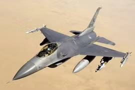 Phi công F-16 Ukraine thiệt mạng trong cuộc không kích của Nga