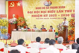 Chính quyền phải chủ động đến với dân