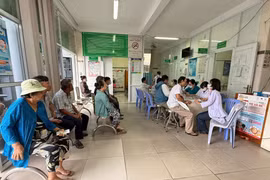 TP. HCM sắp xếp lại y tế cơ sở, đưa Trạm Y tế 'về sát dân'