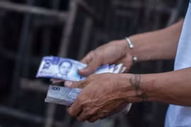 Philippines bắt 400 người nước ngoài trong cuộc đột kích trung tâm lừa đảo trực tuyến