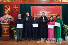 Hội Nhà báo tỉnh Lạng Sơn khen thưởng tập thể, cá nhân có thành tích trong hoạt động năm 2024
