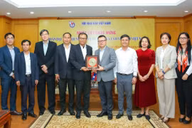 Hội Nhà báo Việt Nam và Hội Nhà báo Lào: Tăng cường hợp tác, chia sẻ kinh nghiệm chuyển đổi số