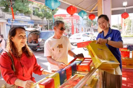 Sanest Moon Cake 'Trung thu - mùa trăng của ký ức và tình thân'