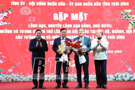 Thái Bình gặp mặt lãnh đạo, nguyên lãnh đạo Đảng, Nhà nước; thứ trưởng và tương đương trở lên