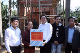 Phó Thủ tướng Hồ Quốc Dũng kiểm tra tình hình thực hiện 'Chiến dịch Quang Trung' tại thành phố Huế