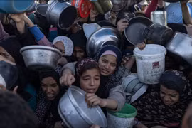 Gaza tạm thoát nạn đói, nhưng khủng hoảng nhân đạo vẫn nghiêm trọng