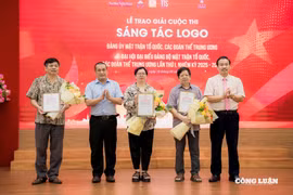Trao giải cuộc thi thiết kế Logo Đảng ủy MTTQ và các đoàn thể Trung ương