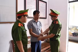 Vụ khai thác tài nguyên khoáng sản tại Thanh Sơn (Phú Thọ): Bắt khẩn cấp Chủ tịch UBND xã Thạch Khoán