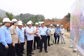 Phó Thủ tướng Bùi Thanh Sơn họp với Tuyên Quang, Cao Bằng và Lạng Sơn về tiến độ triển khai 4 tuyến cao tốc
