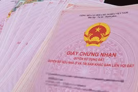 Hà Nội: Người dân đổi tên, đổi địa chỉ không phải nộp hồ sơ giấy khi đăng ký biến động sổ đỏ