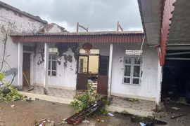 Dứt khoát không để người dân bị ảnh hưởng bởi bão số 10 thiếu đói, rét, khát, không có chỗ ở