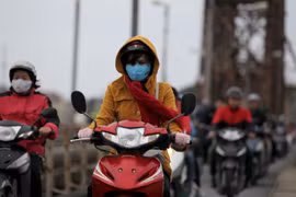Dự báo thời tiết ngày 23/10: Bắc Bộ giảm nhiệt, Trung Bộ mưa to