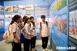 400 hiện vật, tư liệu về Hải Phòng trưng bày tại Bảo tàng Hải Phòng