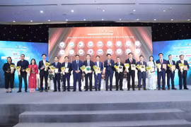 Đổi mới và sáng tạo, Agribank được vinh danh 3 giải thưởng Dịch vụ tài chính tiêu biểu năm 2025