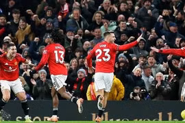 Man Utd vs Wolves: Quỷ đỏ vượt khó tại Old Trafford