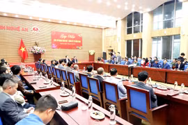 Thường trực Tỉnh ủy Nghệ An gặp mặt báo chí mừng Xuân Ất Tỵ 2025