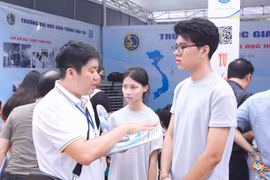 Có học bạ vẫn phải qua 'ải' điểm thi, IELTS chỉ còn điểm thưởng thi đại học giao thông