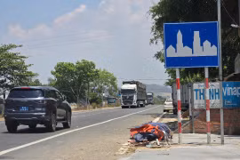 Tiếp tục xử lý bất cập về biển báo, bảo đảm an toàn giao thông