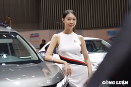 Tiêu thụ ô tô tháng đầu năm 2025 lao dốc