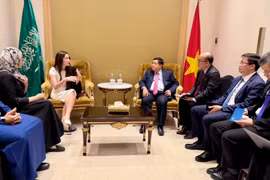 Phó Thủ tướng Nguyễn Chí Dũng tiếp Quỹ Đầu tư mạo hiểm 500 Global, tập đoàn tư vấn chiến lược hàng đầu thế giới