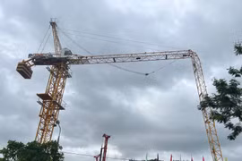 Đà Nẵng: Gãy cần cẩu tại công trình chung cư, một công nhân tử vong