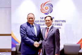 Phó Thủ tướng Bùi Thanh Sơn gặp 2 Bộ trưởng Ngoại giao Philippines và Timor-Leste, thúc đẩy hợp tác nhiều lĩnh vực