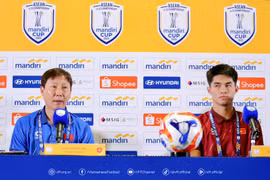 HLV Kim Sang Sik thận trọng trước trận bán kết với U23 Philippines