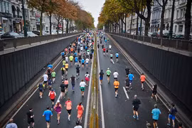 Nhà báo đang 'chạy marathon' không có vạch đích: Chúng ta cần làm gì?