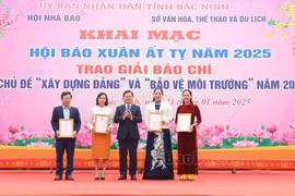 Bắc Ninh: Khai mạc Hội báo Xuân Ất Tỵ 2025 và trao giải cuộc thi báo chí