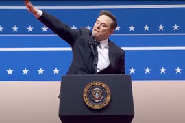 Tỷ phú Elon Musk đối mặt với làn sóng chỉ trích khi chào kiểu Đức Quốc xã trong lễ mừng nhậm chức của ông Trump
