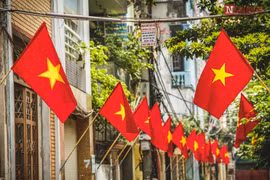 Tết âm lịch 2026: Bộ Nội vụ đề xuất nghỉ 9 ngày