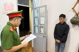 Gia Lai: Khởi tố thanh niên đập phá đồ, dọa đốt nhà vì mẹ không cho tiền mua ma túy