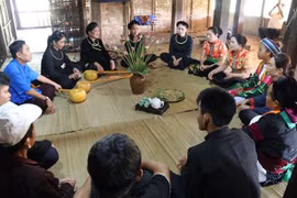 Lan tỏa những câu chuyện về Bác Hồ với các dân tộc Việt Nam