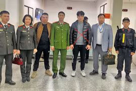 Bắt giữ, bàn giao đối tượng người Hàn Quốc bị Interpol “truy nã đỏ”