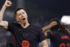 Barca nới rộng khoảng cách với Real trong cuộc đua vô địch La Liga