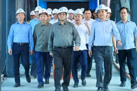Thủ tướng chủ trì lễ khởi công, khánh thành 80 dự án trọng điểm kỷ niệm 50 năm Giải phóng miền Nam