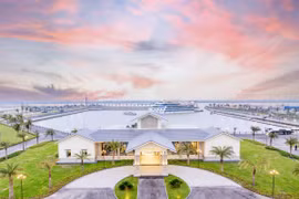Cuộc đại dịch chuyển về Vinhomes Royal Island đã chính thức bắt đầu