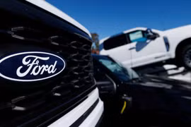 Ford chịu cú sốc 20 tỷ USD khi thu hẹp chiến lược xe điện