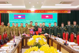 Tăng cường hợp tác chống tội phạm giữa bộ đội Biên phòng Điện Biên và Ty An ninh Luang Prabang