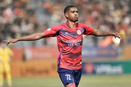 Filip nhận 'cơn ác mộng', Alan lập hat-trick giúp CAHN thoát thua ngoạn mục