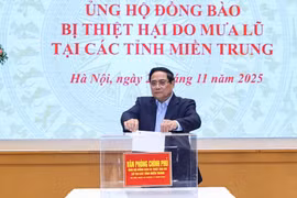 Thủ tướng Phạm Minh Chính cùng Chính phủ ủng hộ đồng bào bị ảnh hưởng bão lũ