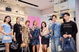 Doãn Hải My, Mẫn Tiên và dàn KOL nổi tiếng cùng đón chào mẫu túi Marc Jacobs The Dual cực hot