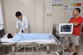 Phẫu thuật cắt ruột thừa kịp thời, cứu sống bé trai 10 tuổi nguy kịch khi đang chờ xem diễu binh