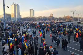 Romania: Biểu tình rầm rộ yêu cầu tiến hành lại cuộc bầu cử bị hủy bỏ