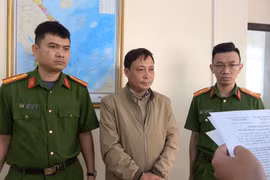 Bắt đối tượng lừa đảo làm giấy tờ đất, chiếm đoạt 800 triệu đồng
