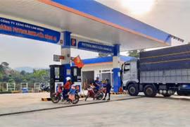Giá xăng giảm mạnh trong kỳ điều chỉnh cuối cùng của năm 2025