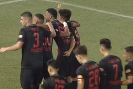 Hà Nội FC thất thủ trước Ninh Bình trong ngày ra mắt của HLV Kewell