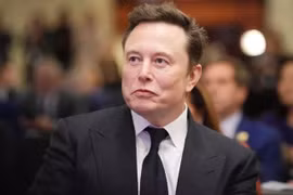 Liverpool từ chối trước tin đồn gạ mua của tỷ phú Elon Musk